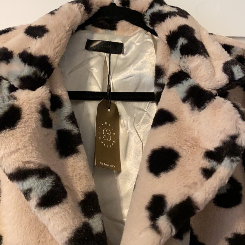 NWT Faux fur pink leopard jacket